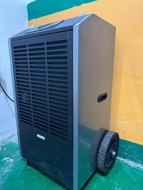 志高工業除濕機210 大功率全面除濕，輕松搞定地下室與廠房防潮難題
